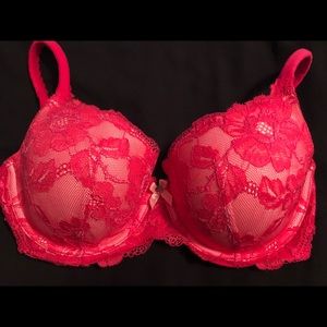Victoria’s Secret lined Demi Bra